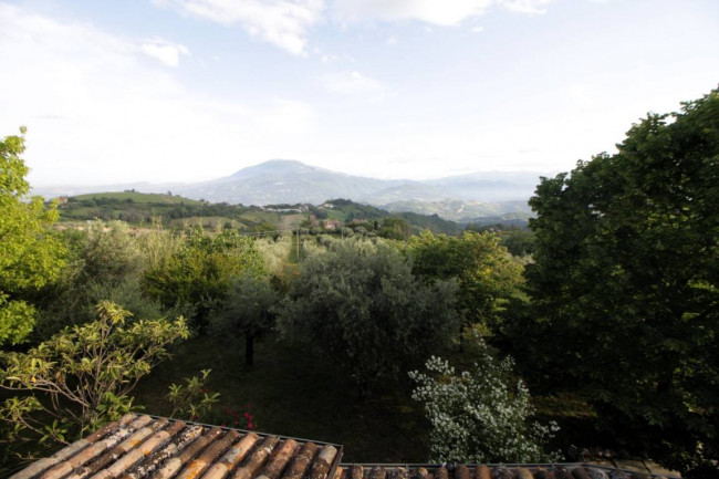 Casa indipendente in vendita a Ascoli Piceno