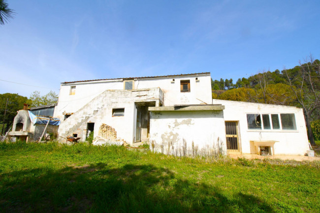 Rustico/Casale in vendita a Monteprandone