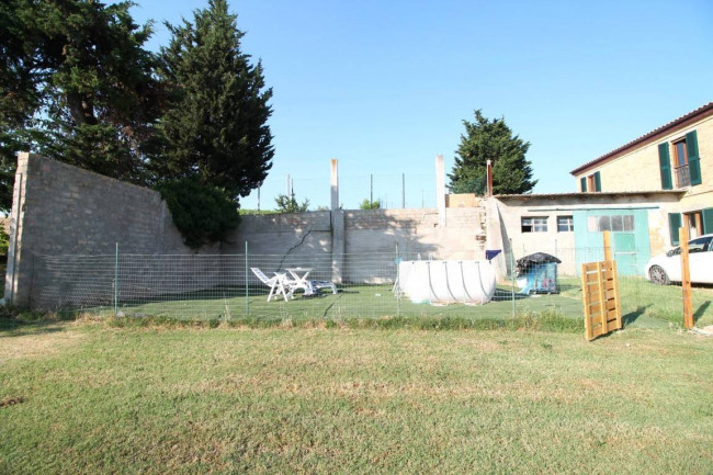 Rustico/Casale in vendita a Castignano