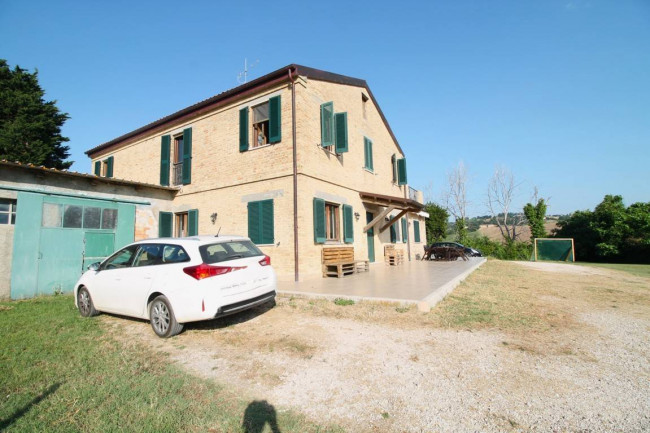 Rustico/Casale in vendita a Castignano