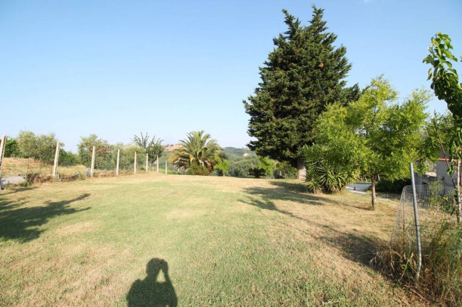 Rustico/Casale in vendita a Castignano