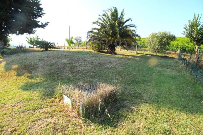 Rustico/Casale in vendita a Castignano