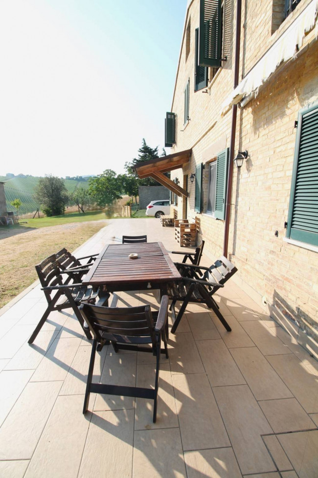 Rustico/Casale in vendita a Castignano