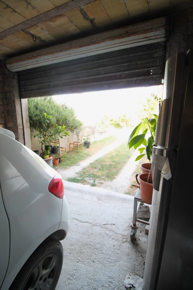 Rustico/Casale in vendita a Castignano