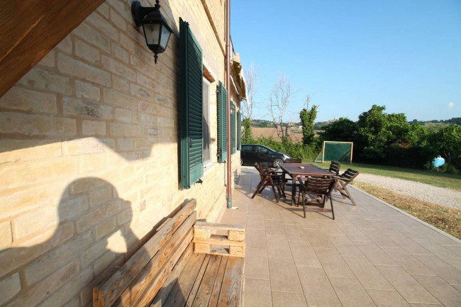 Rustico/Casale in vendita a Castignano