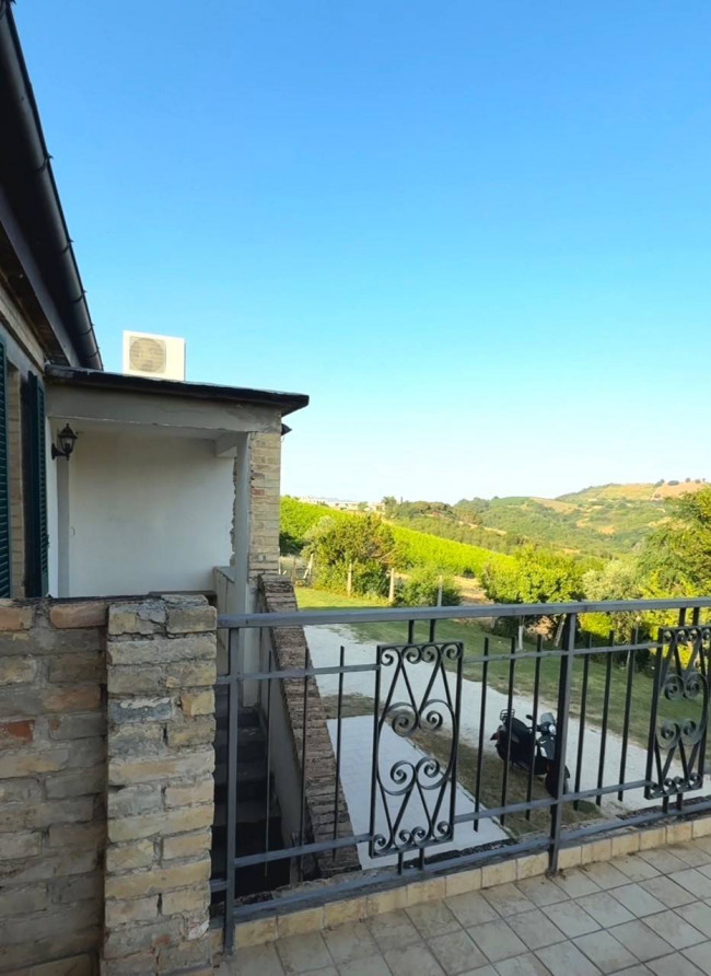 Rustico/Casale in vendita a Castignano