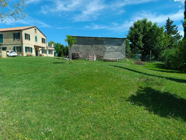 Rustico/Casale in vendita a Castignano