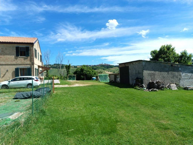 Rustico/Casale in vendita a Castignano