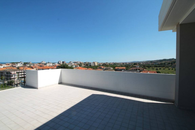 ATTICO in vendita a Alba Adriatica