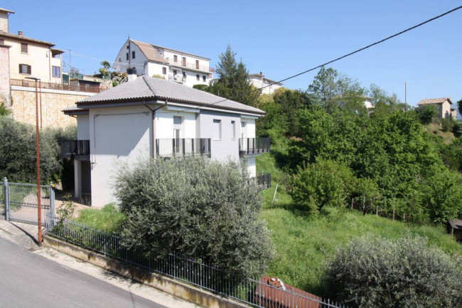 Appartamento in vendita a Venarotta