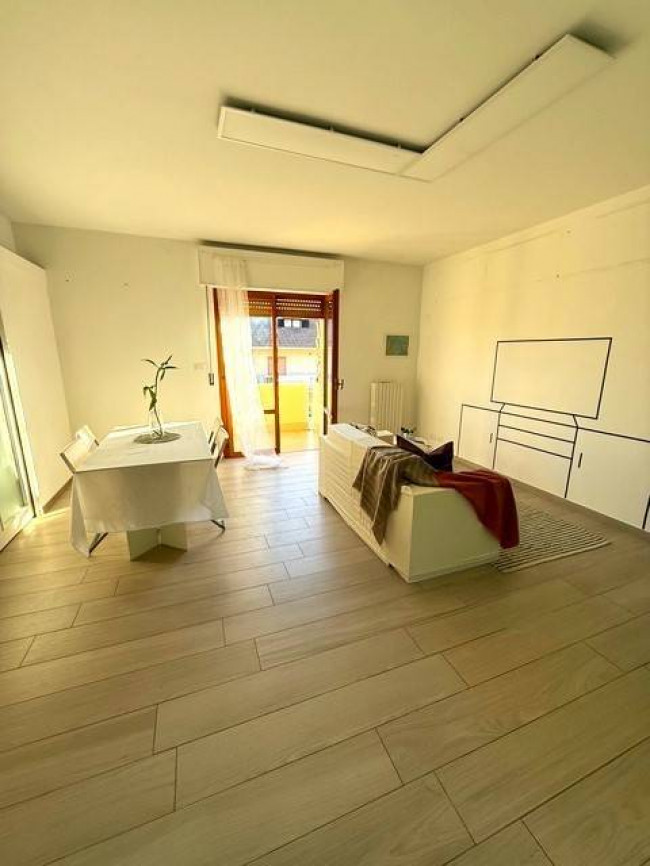 Appartamento in vendita a Colli del Tronto