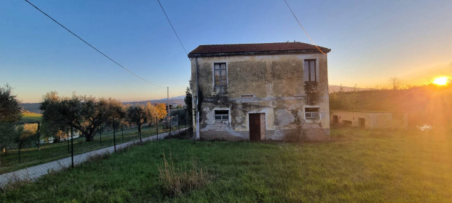 Rustico in vendita a Monteprandone