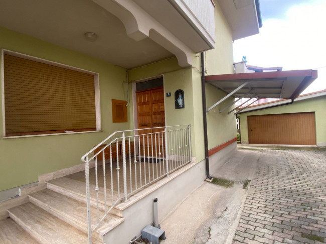 Casa indipendente in vendita a Sant'Egidio alla Vibrata