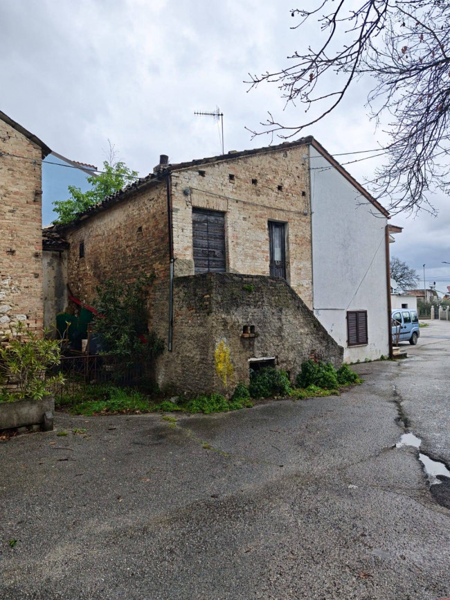 Appartamento in vendita a Sant'Egidio alla Vibrata