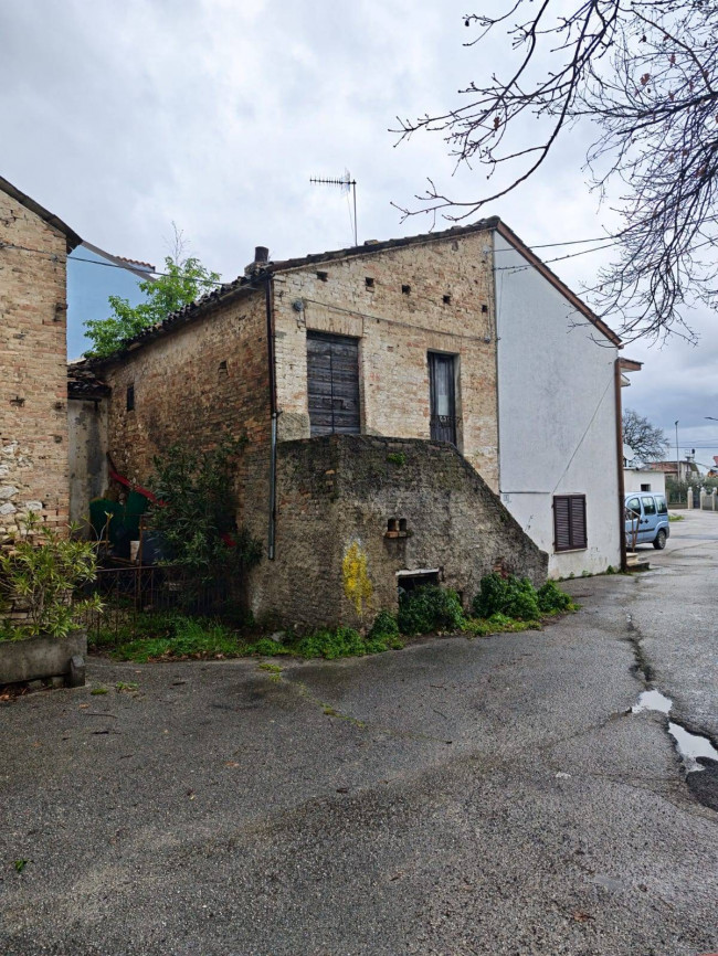 Appartamento in vendita a Sant'Egidio alla Vibrata
