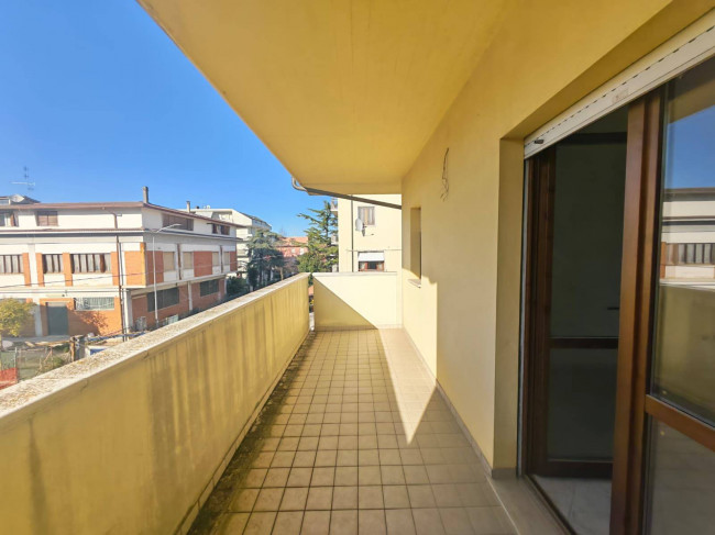 Villetta a schiera in vendita a Sant'Egidio alla Vibrata