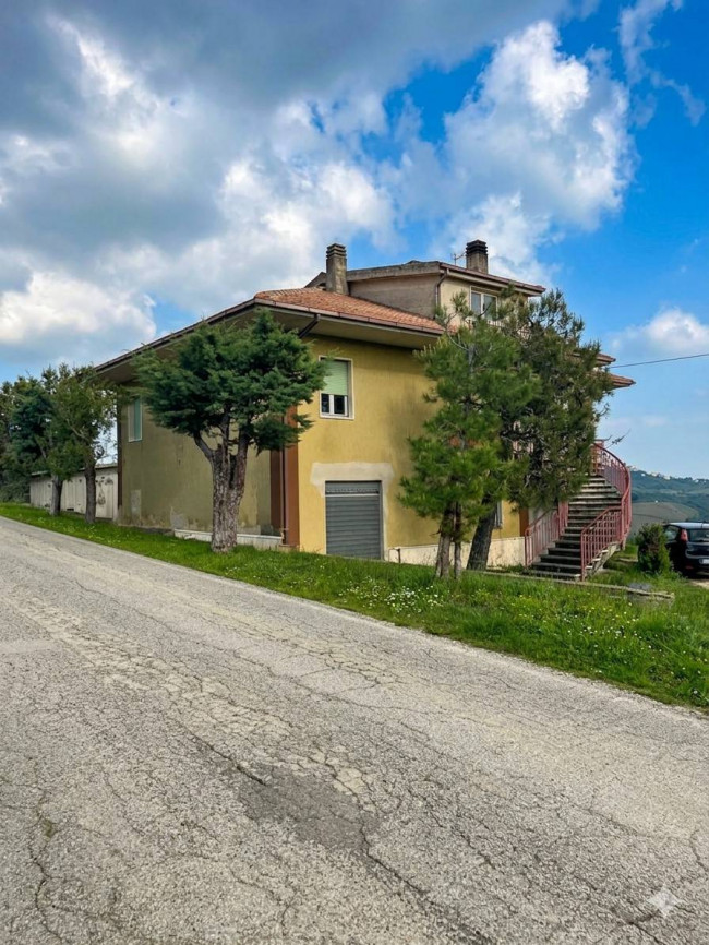 Casa singola in vendita a Offida