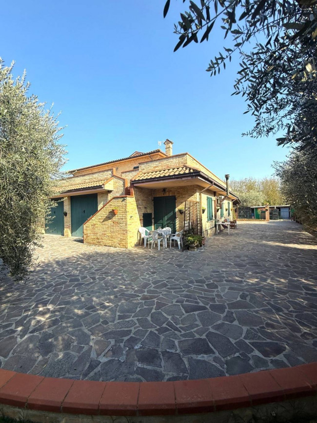 Villa in vendita a Spinetoli