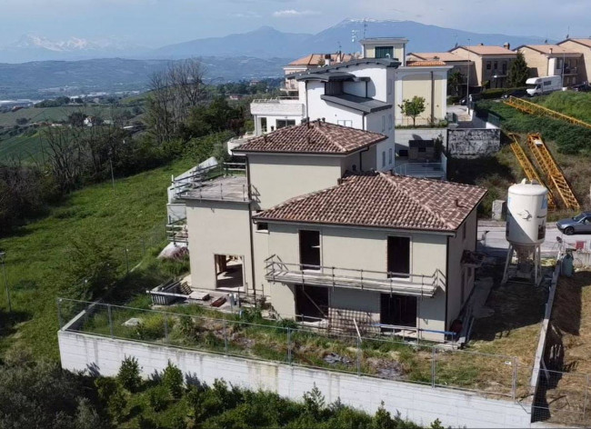 Villetta bifamiliare in vendita a Monteprandone