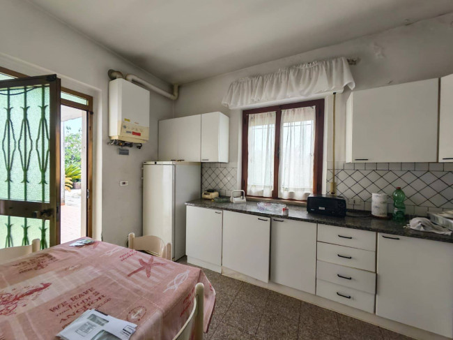 Casa indipendente in vendita a Nereto