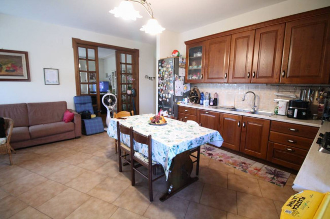 Appartamento in vendita a Colli del Tronto