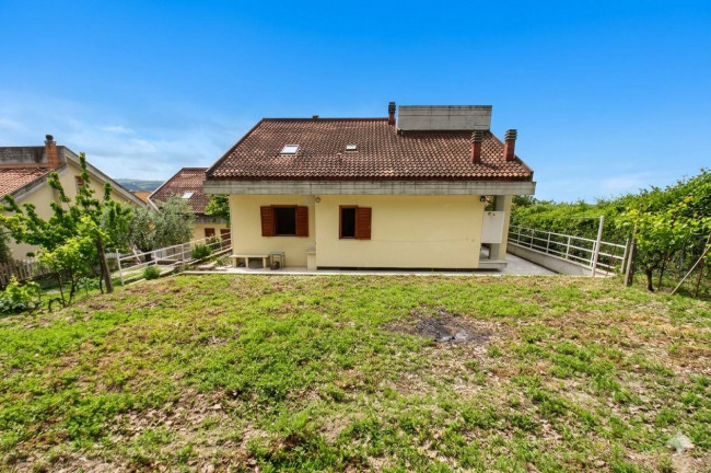 Villa in vendita a Ascoli Piceno