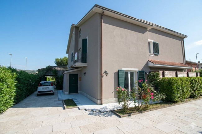 Villetta bifamiliare in vendita a Monteprandone