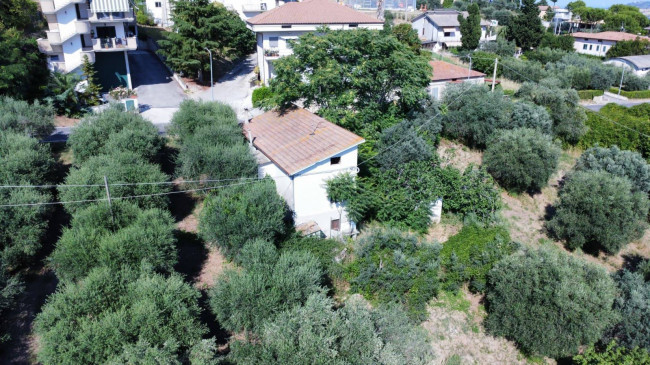 Casa indipendente in vendita a Corropoli