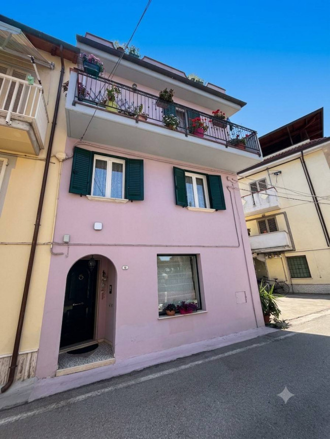 Casa Cielo Terra in vendita a Spinetoli