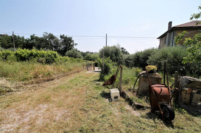 Casa indipendente in vendita a Castorano