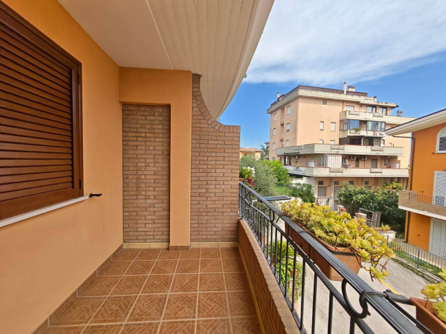 Appartamento in vendita a Nereto