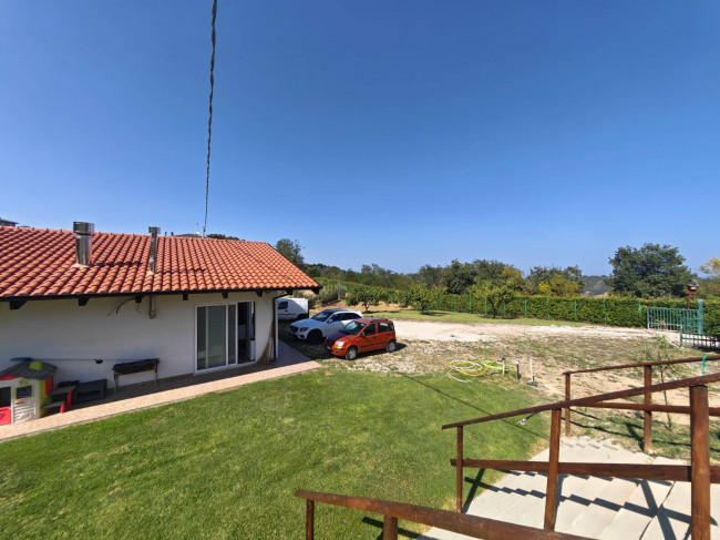 Casa indipendente in vendita a Ripatransone
