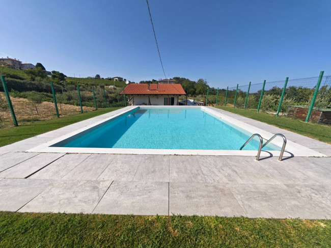 Casa indipendente in vendita a Ripatransone