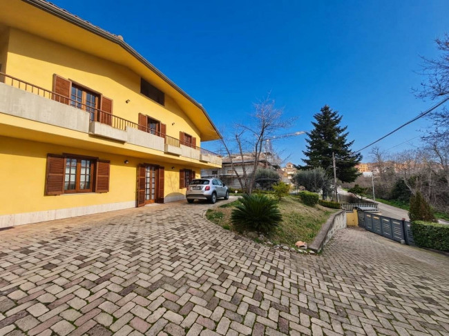Villa in vendita a Sant'Omero