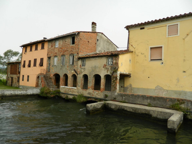 Casa indipendente in vendita a San Cassiano A Vico, Lucca (LU)