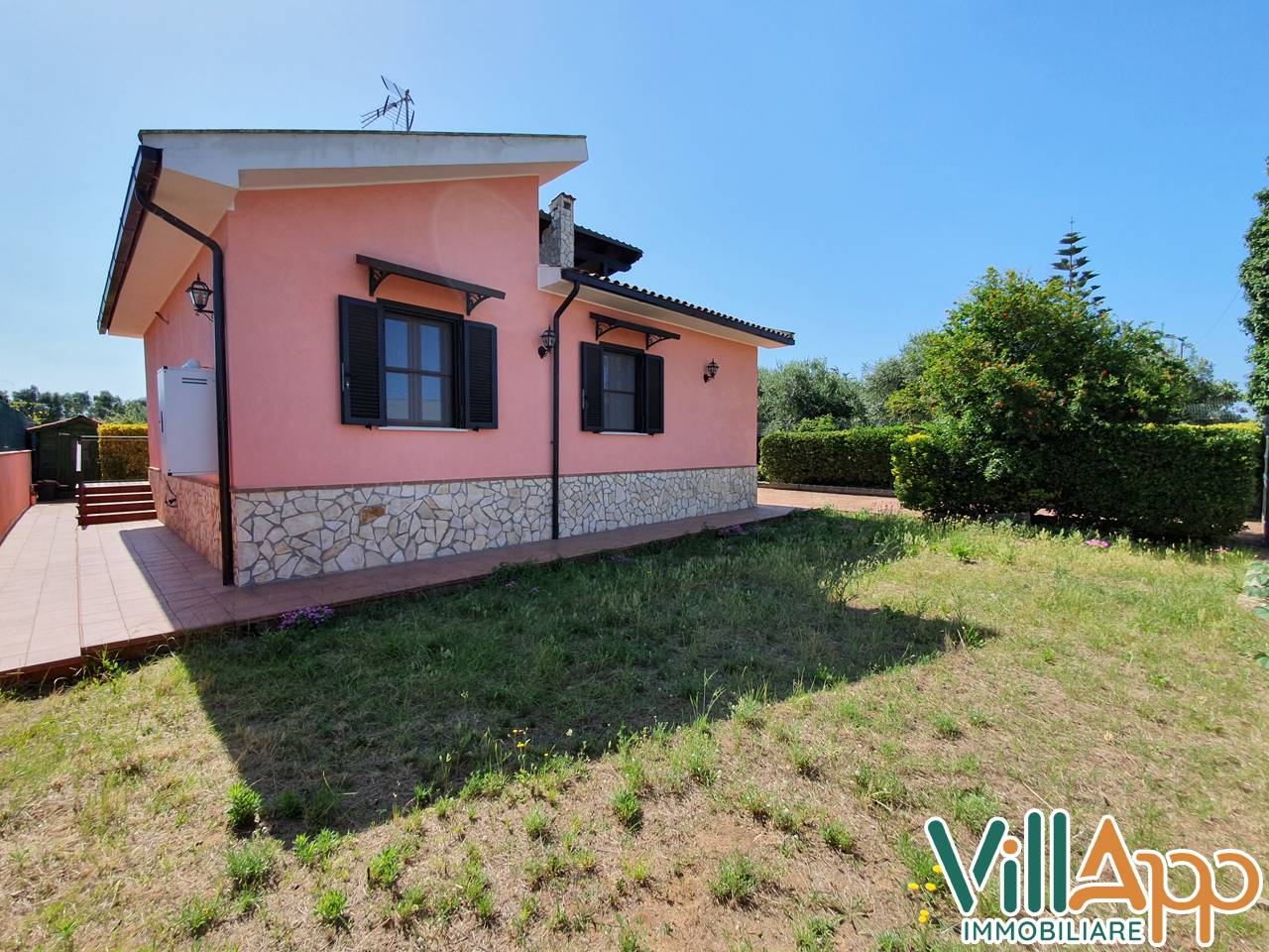 Villa in vendita a Badino, Terracina (LT)