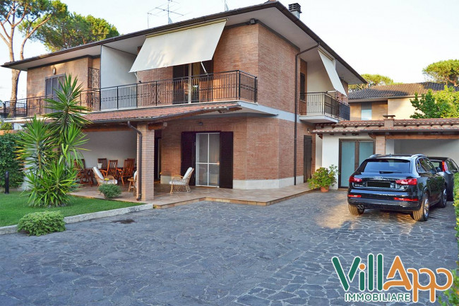 Villa in vendita a Fondi (LT)