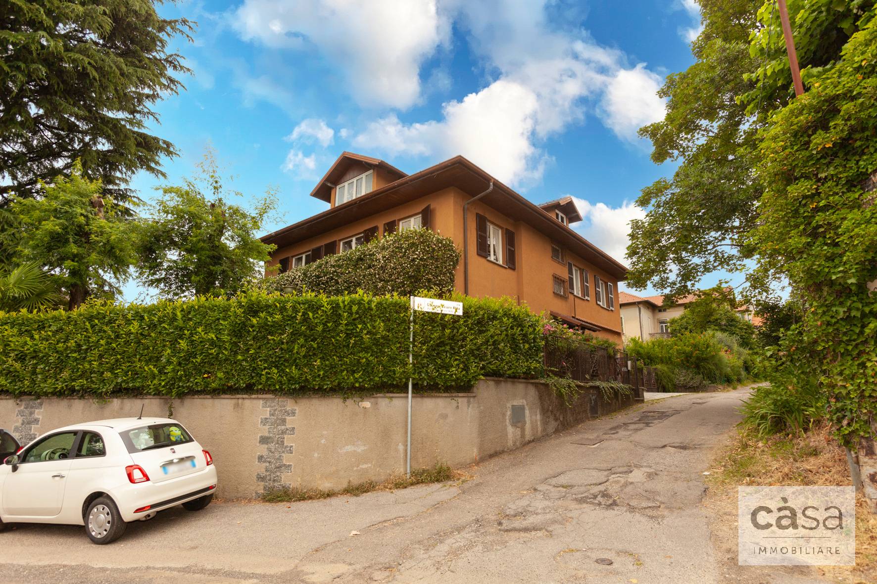 Villa in vendita a Casbeno, Varese (VA)