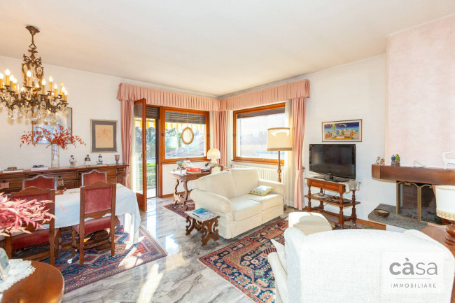 Villa in vendita a Lissago, Varese (VA)