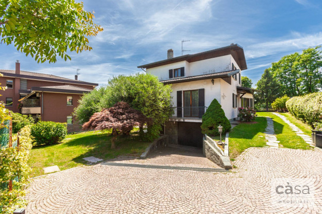 Villa in vendita a Varese