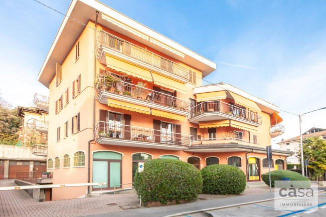 Locale commerciale in vendita a Varese