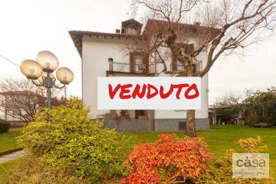 Villa in vendita a Malnate