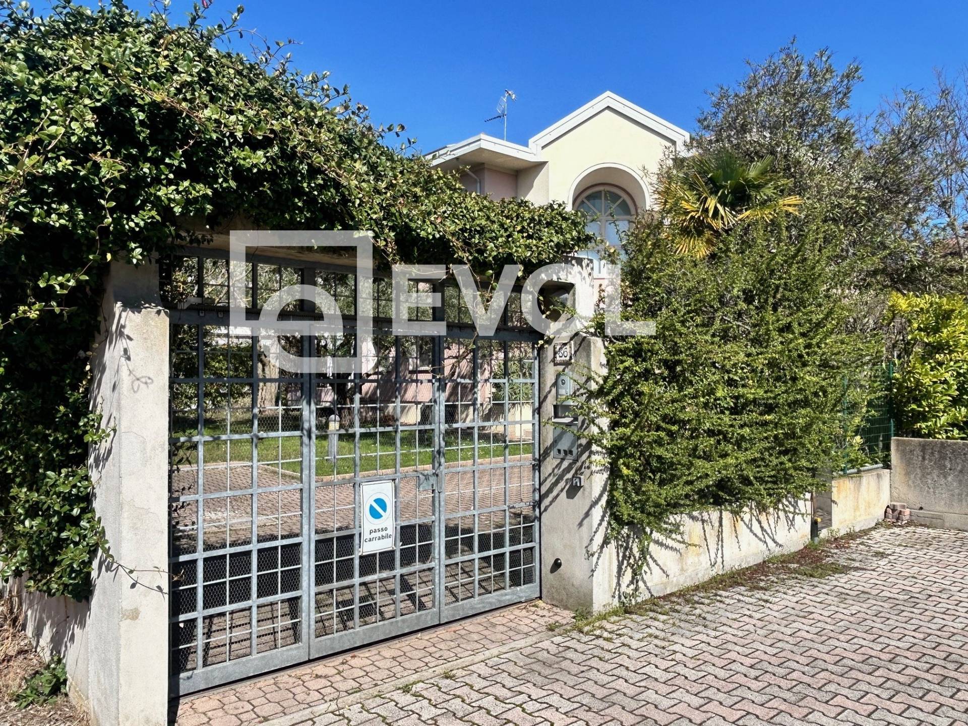 Villa in vendita a Lignano Sabbiadoro (UD)
