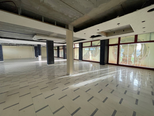 Locale commerciale in vendita a Marano Lagunare