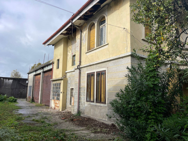 Casa indipendente in vendita a Udine (UD)