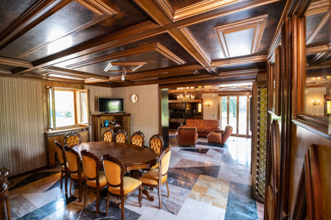 Villa in vendita a Magnano in Riviera