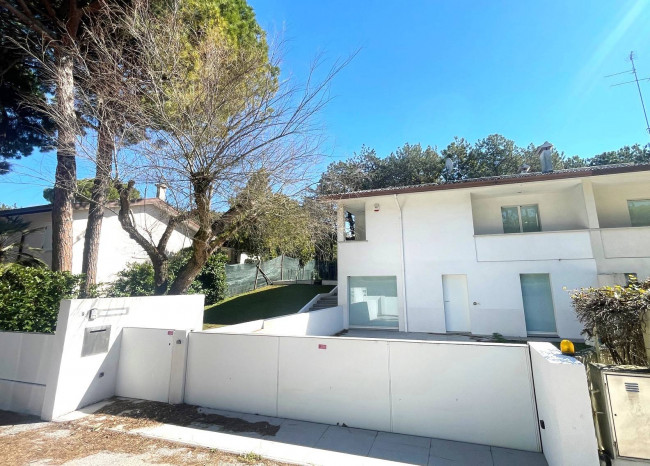Villa in vendita a Lignano Sabbiadoro