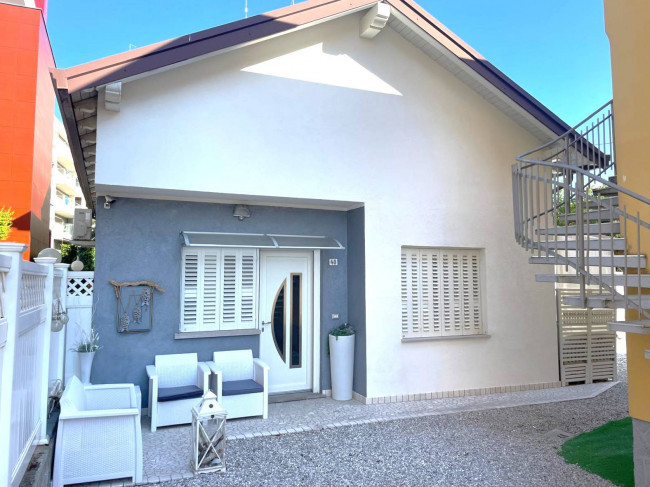 Casa singola in vendita a Lignano Sabbiadoro