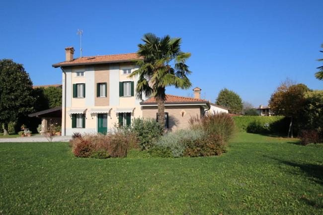 Villa in vendita a Rivignano Teor