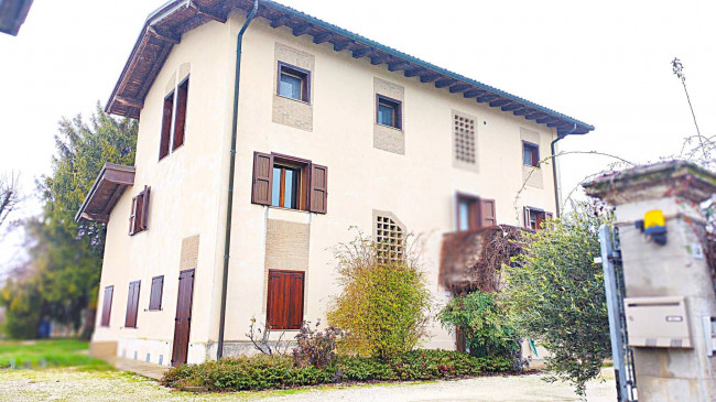 Cielo Terra in vendita a Rivignano Teor